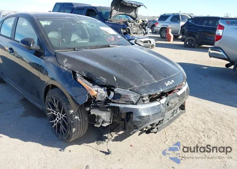 2022 Kia Forte Gt-Line из США, поврежденный, VIN 3KPF54AD6NE490477